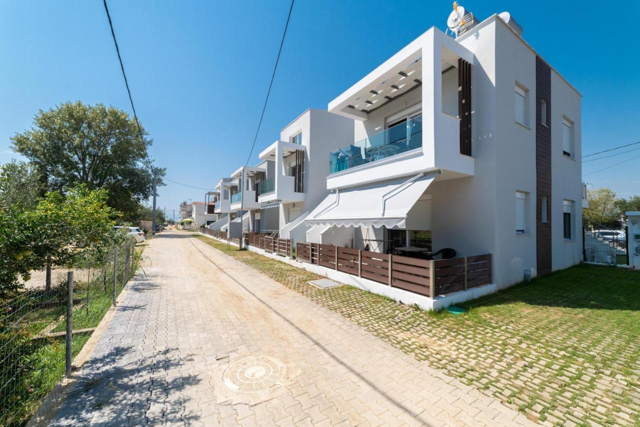 Kleoniki & Irida Residential Complexes Apartment Ofrinion Exterior photo